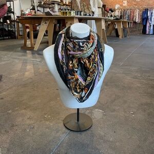 Coreterno Gothic Elizabethan Print Scarf